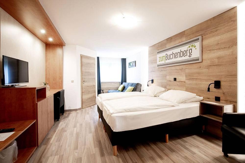 Hotel Zum Buchenberg St. Vith Esterno foto